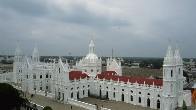 நாகூர், வேளாங்கண்ணி, சிதம்பரம் நடராஜர் கோயில் - பக்தர்கள் இன்றி வெறிச்சோடியது