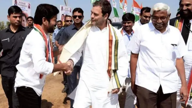 కాంగ్రెస్, టీజేఎస్ నేతలు