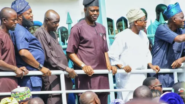 Gomina Seyi makinde ati awọn ọmọ igbimọ alasẹ rẹ