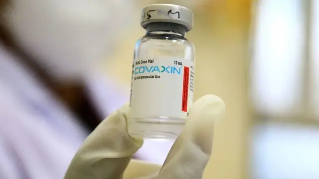 கொரோனா தடுப்பூசி போட 250 ரூபாய் வரை சேவை கட்டணம்?