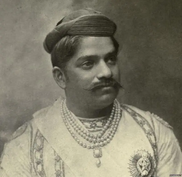 વડોદરાના મહારાજા સયાજીરાવ ગાયકવાડે શિક્ષણ અને મહિલાઓના ઉત્થાન માટે ઘણાં ગર્વાન્વિત કામ કર્યાં