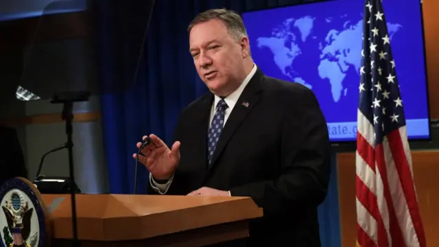 Ngoại trưởng Hoa Kỳ Mike Pompeo phát biểu tại cuộc họp báo ở thủ đô Washington hôm 25/2