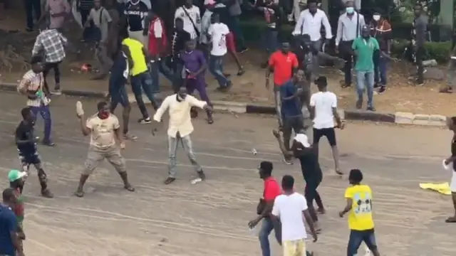 Awọn janduku to kọlu awọn to n wọde