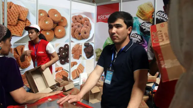 Душанбедаги Ўзбекистон маҳсулотлари кўргазмаси