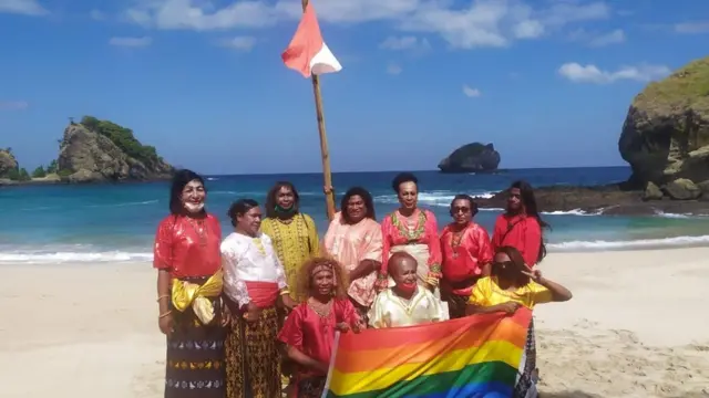 Waria, transgender, ntt