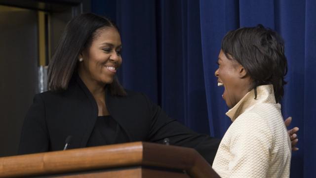 Michelle Obama y Margot Lee Shetterly,