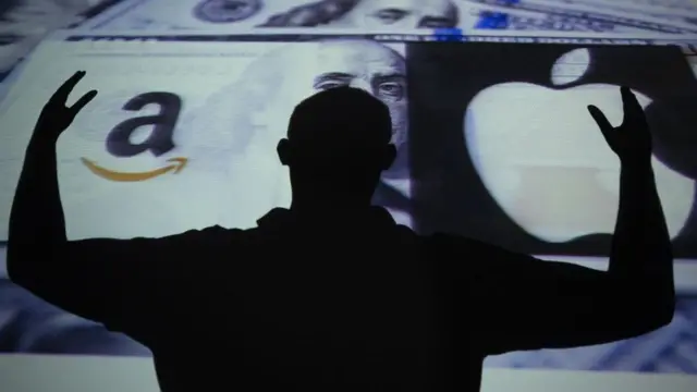 Apple і Amazon