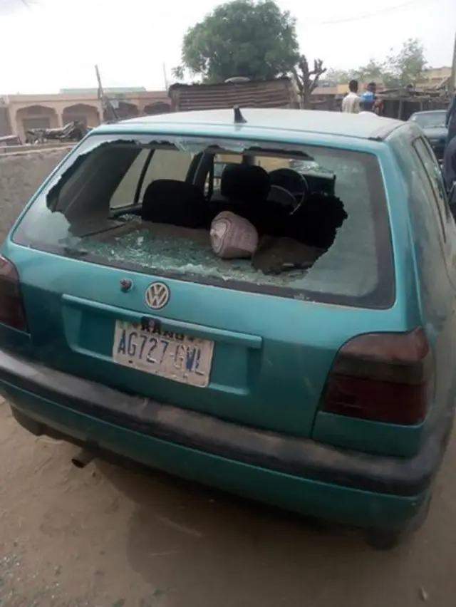 Car wey thugs destroy for Dala LGA