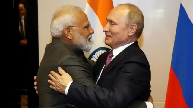 नरेंद्र मोदी और व्लादिमीर पुतिन