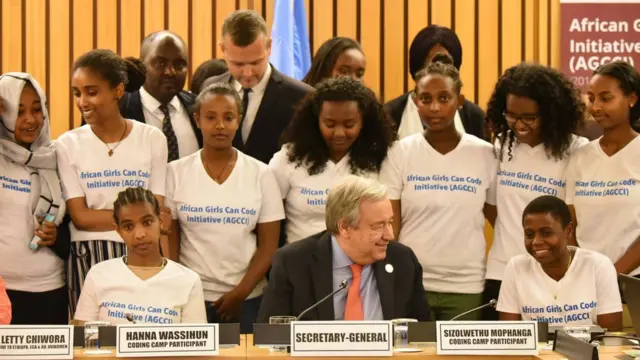 Haannaa barattoota shamarranii kan biraa waliin