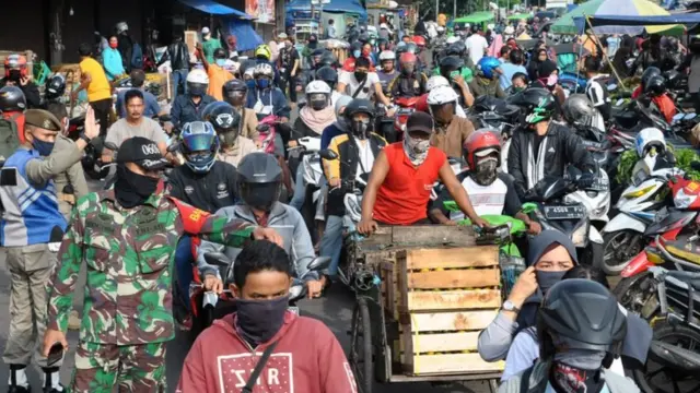 Pasar Anyar, lebaran, covid-19, psbb, virus corona