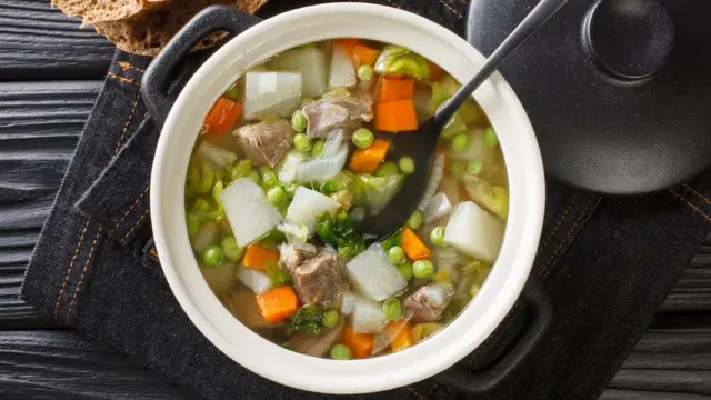 Шотландская похлебка с мясом и овощами