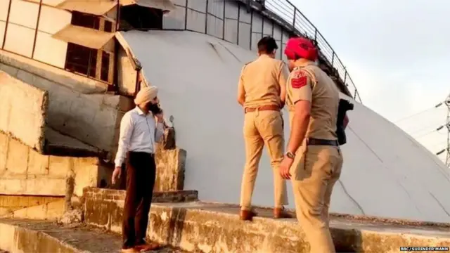 स्टेडियम