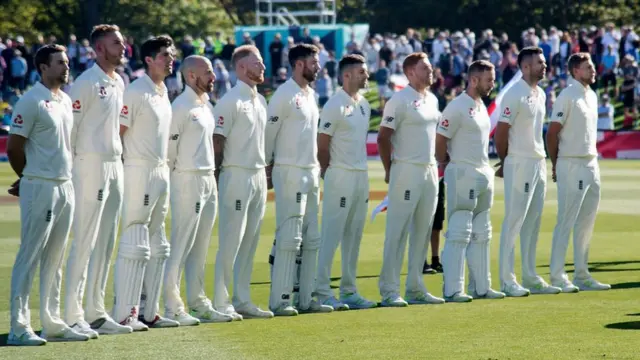 क्रिकेट, स्पोर्ट्स, इंग्लंड