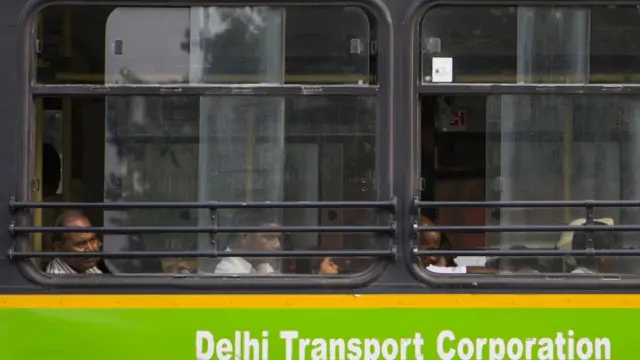 दिल्ली बस