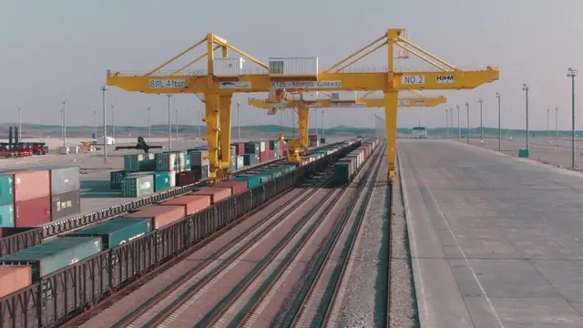 "Коргос" базары түшкөн "Коргос-Чыгыш дарбазасы" жаңы Жибек жолундагы ири унаа түйүнү болууну көздөйт