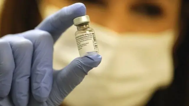 कोविड, वैक्सीन