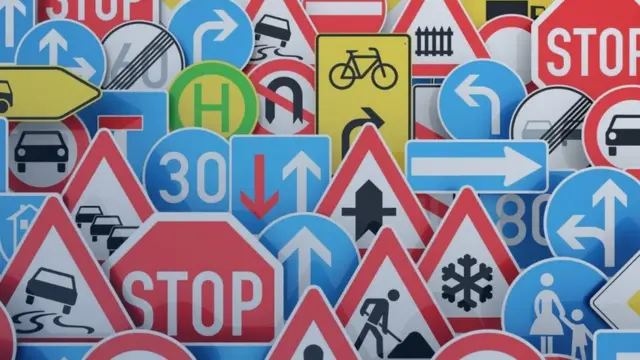 هل يمكننا الحياة في عالم بلا قوانين؟