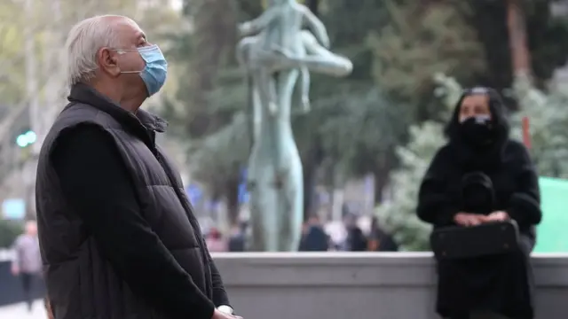 Люди в Тбилиси