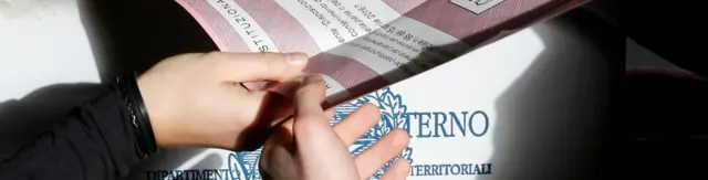 Votantes en el referendo italiano