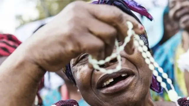 Ụmụnwaanyị na-eme ngọsịpụta