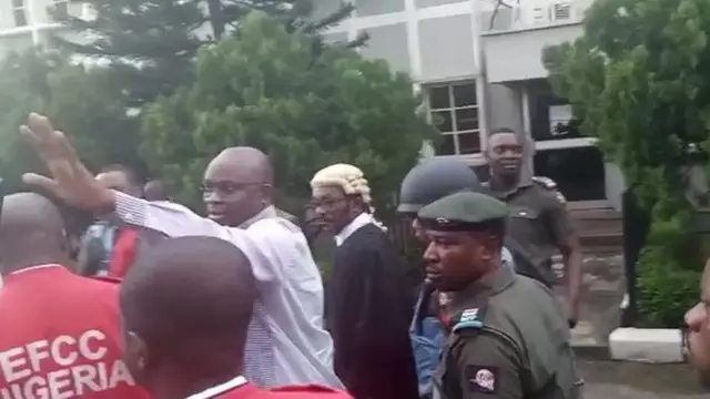 Ilé ẹjọ́ sún ìgbẹ́jọ́ Fayoṣe síwájú di Ọjọ́rú