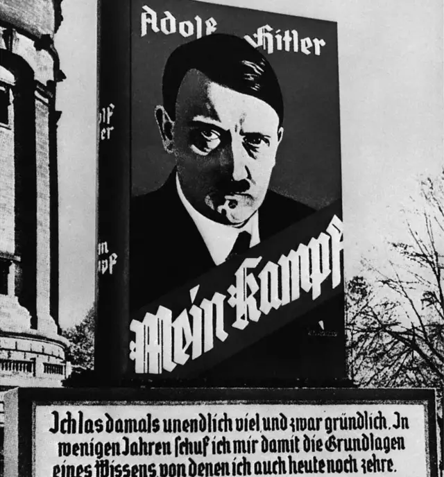 1930 સુધીમાં જર્મનમાં હિટલરની નાઝી પાર્ટી બીજા નંબરનો સૌથી મોટો રાજકીય પક્ષ બની ગયો હતો, તે વર્ષે હવે હિટલરના પુસ્તકની 50,000 નકલો વેચાઈ હતી