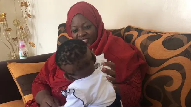 Bi Zuleika Hassan na mtoto wake baada ya kufurushwa bungeni