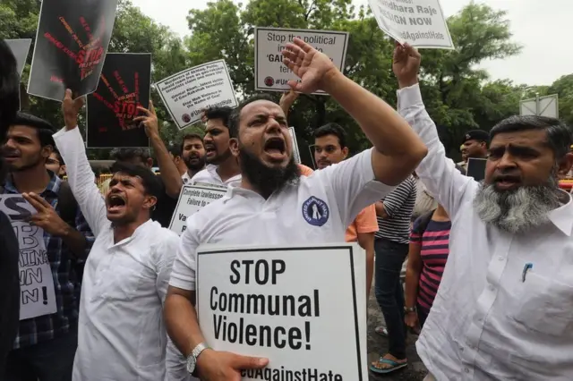 સુત્રોચ્ચાર કરી રહેલા મુસ્લિમ આંદોલનકારીઓનો ફાઈલ ફોટો