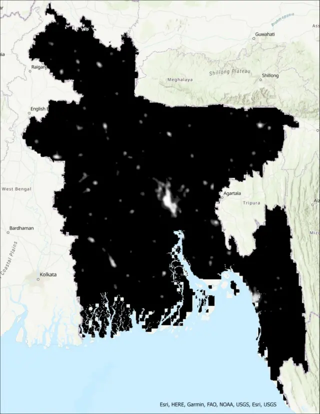 রাতের বেলায় তোলা বাংলাদেশের ছবি।