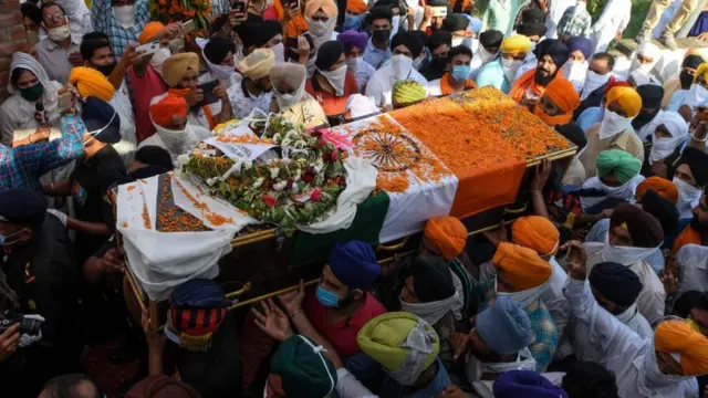 গালওয়ান উপত্যকায় নিহত ভারতীয় সেনা সতনাম সিংকে শেষ বিদায়