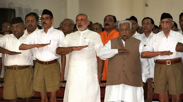 RSSમાં નરેન્દ્ર મોદી સાથે કેશુભાઈ પટેલ
