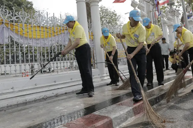 สมาชิก สนช