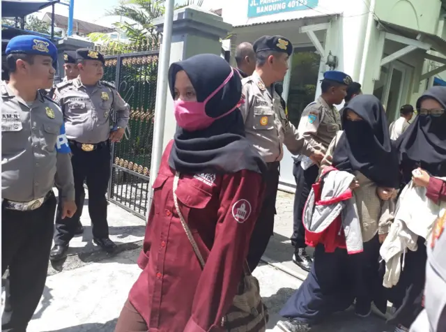 Pembubaran Ahmadyah di Bandung