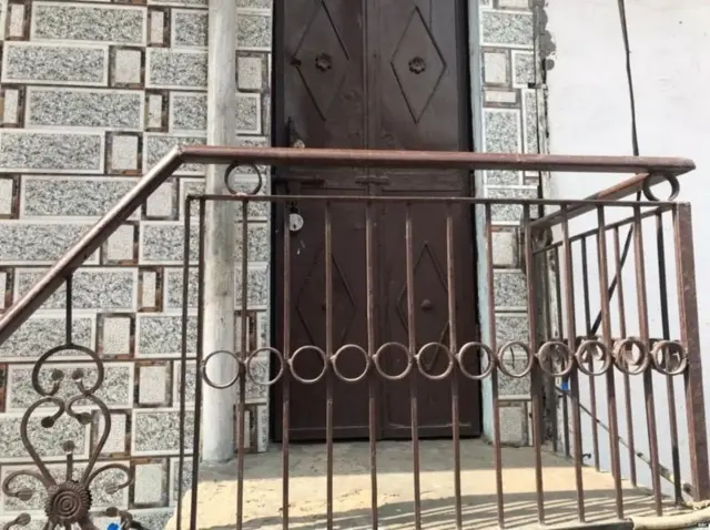 ਪਰਵੇਸ਼ ਗੁੱਜਰ ਦਾ ਘਰ ਦਾ ਲੋਨੀ ਦੇ ਬੰਥਾਲੀ ਪਿੰਡ ਵਿੱਚ ਘਰ