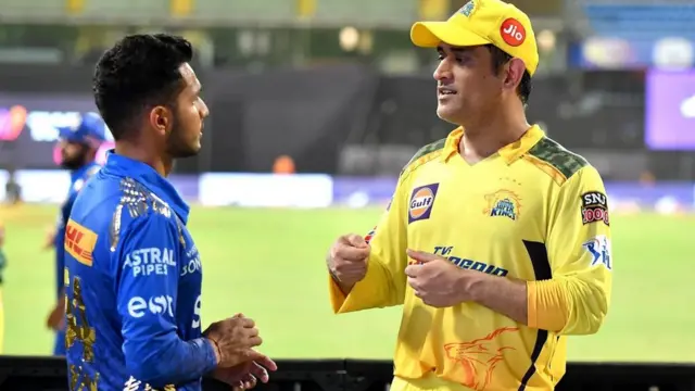 धोनी, आर्यन जुयाल, CSKvsMI, MumbaiIndians, CSK𓃬, Dhoni, Mukesh, No DRS