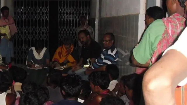 नंदिनी सुंदर समेत अन्य लोग