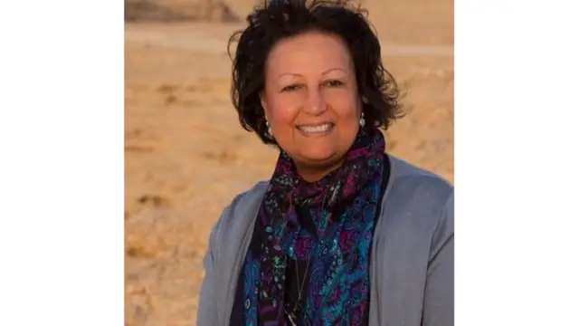 الفنانة التصويرية مديحة العجروش