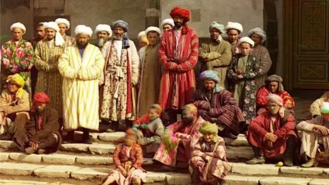 या फोटोतील लोक पहिल्या महायुद्धात लढले. काहीनी रशियन क्रांतीमध्ये भागही घेतला.