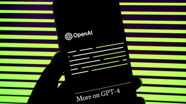 شعار شركة "أوبن إي أي" على شاشة هاتف ذكي