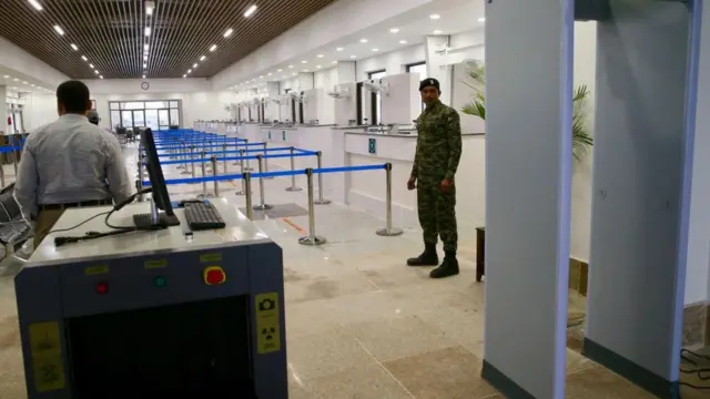 এই বর্ডার ক্রসিং পেরিয়েই ভারত থেকে পাকিস্তানে ঢুকতে হবে কর্তারপুর অভিমুখী তীর্থযাত্রীদের