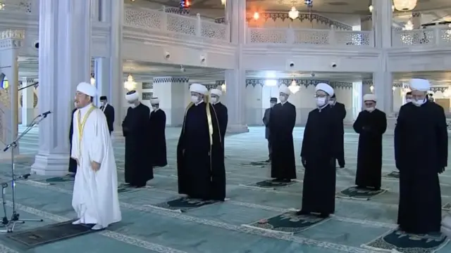 Муфтийларнинг Ҳайит намози Россия телеканалида жонли эфирда намойиш этилди