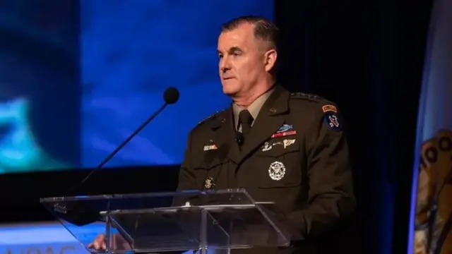 प्यासिफिक कमान्डिङ जेनरल चार्ल्स ए फ्लिन चारदिने नेपाल भ्रमणमा आएका थिए