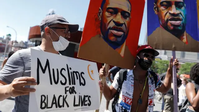 خلال التظاهرات بعد مقتل جورج فلويد