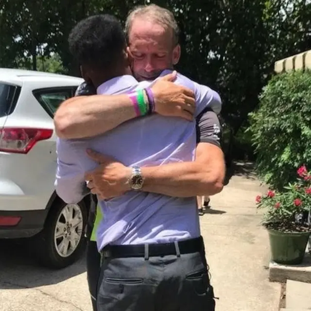 පියවරුන්ගේ දිනයේදී බිල් සහ ජැක් හමුවූහ