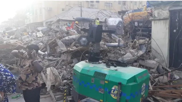 Ebute Metta collapsed building: Ibadan Street three-storey fall trap pipo - Recue update