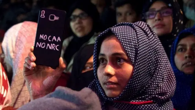 خواتین مظاہرین