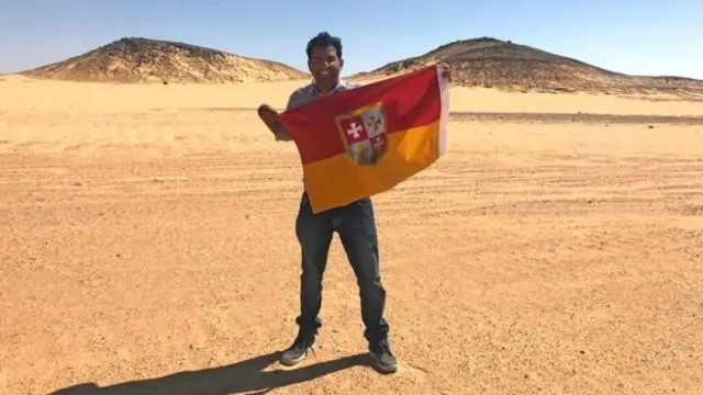 ஆளில்லா தேசத்துக்கு மன்னரான இந்திய இளைஞர்