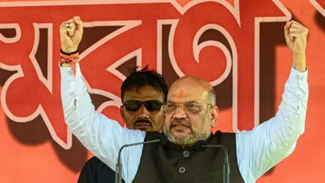 રેલીને સંબોધી રહેલા ભાજપના પ્રમુખ અમિત શાહ