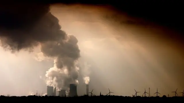 Una planta de la compañía RWE en Niederaussem, Alemania.